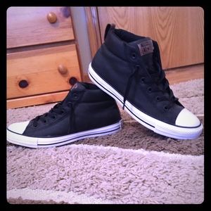 Black Mid Cut Converse